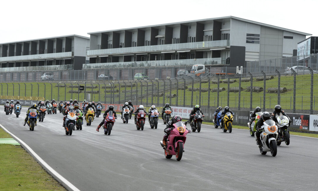Auckland Motorcycle Club race series 2025, Hampton Downs