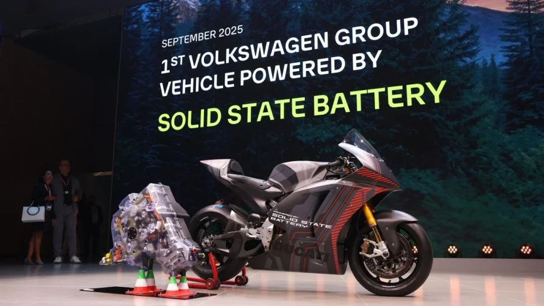 PowerCO_SE_x_Ducati_x_Quantumscape_Solid_State_Battery_stage.jpg