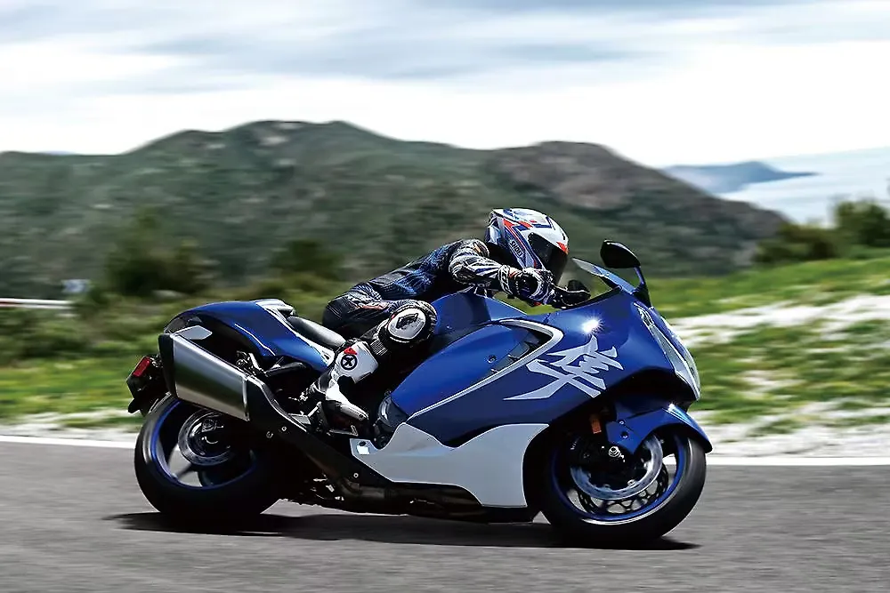 2026 Suzuki Hayabusa Pearl Vigor Blue