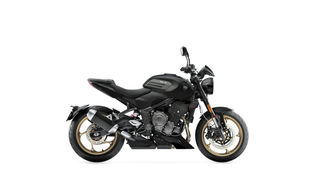 Trident-800_MY26_Jet-Black_RHS