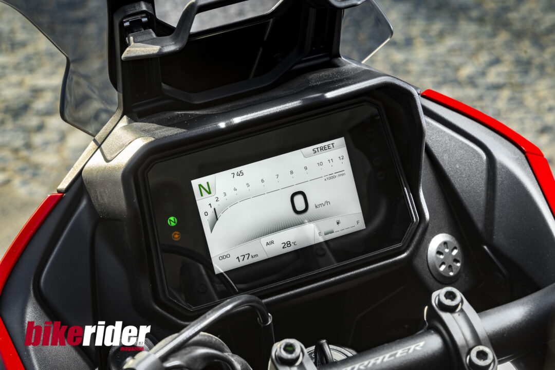 2026 Yamaha Tracer 7 review TFT dash