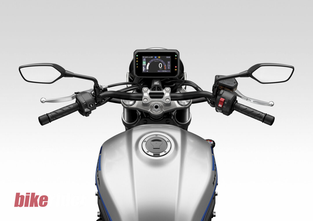 2026 Honda CB1000F review dash handlebars
