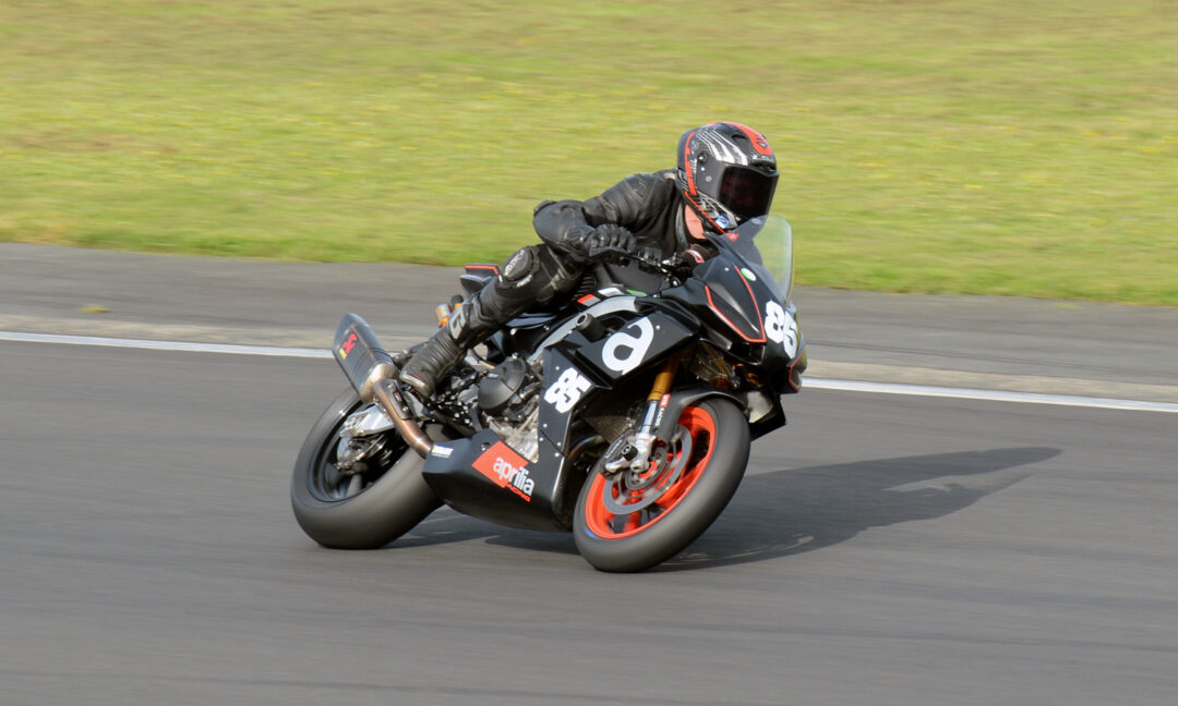 Karl Kampenhout (Aprilia 660), Auckland Motorcycle Club Suzuki Series Round 2, Hampton Downs