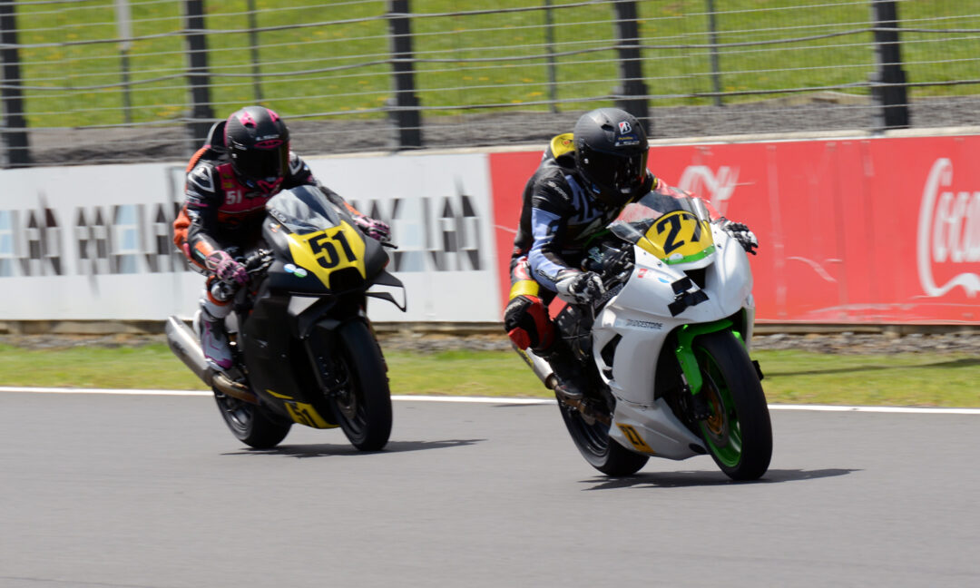 Cameron Leslie (KTM RC8C) and Jesse Stroud (Kawasaki ZX6), Auckland Motorcycle Club Suzuki Series Round 2, Hampton Downs