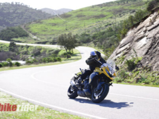 Tiger-Sport-800_MY25_action road