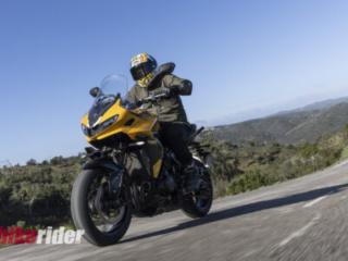 Triumph_Tiger_Sport_800_action road