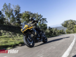Triumph_Tiger_Sport_800_action road review