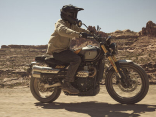 2026 Triumph Scrambler_900_action dirt