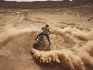 2026 Triumph Scrambler_900_action dirt