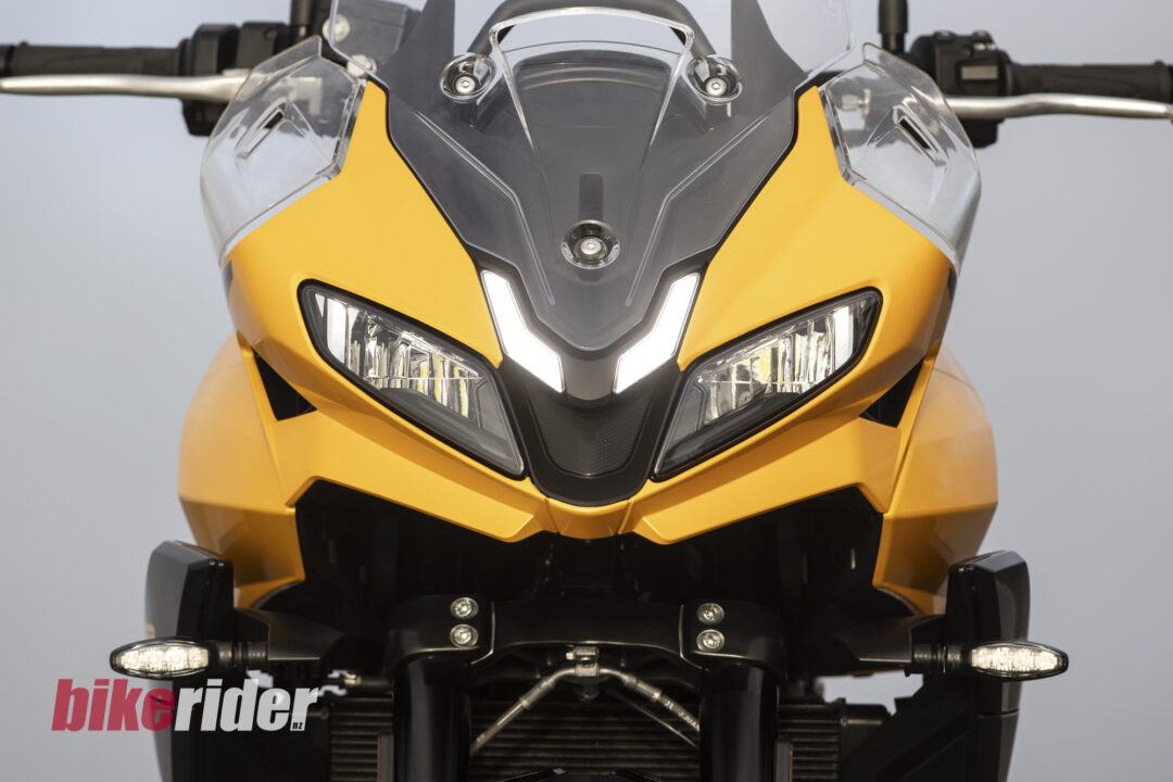 Triumph_Tiger_Sport_800_Static headlight and DRL