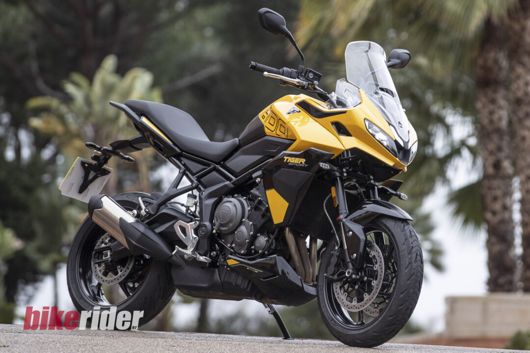Triumph_Tiger_Sport_800_Static