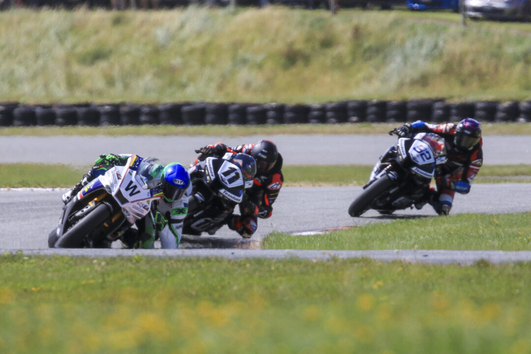 Burt Munro Challenge teretonga sprints road racing NZSBK
