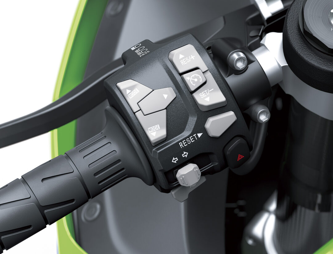 20250807-26ZX1003A_40TGN1FHA3CG_A