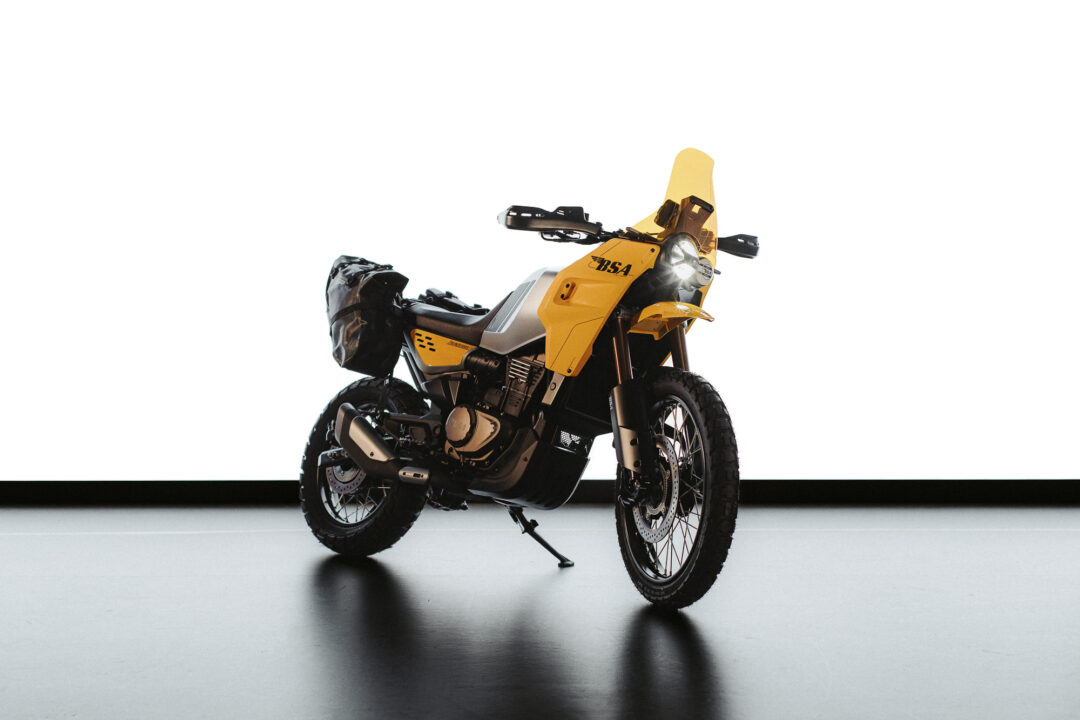 BSA_Thuderbolt static studio rally raid