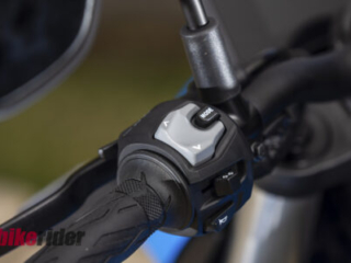 Suzuki GSX-8S review NZ parallel twin, middleweight sportbike mode switch