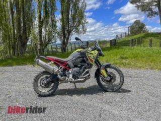 BMW F 900 GS on the gravel at the BMW GS Rallye