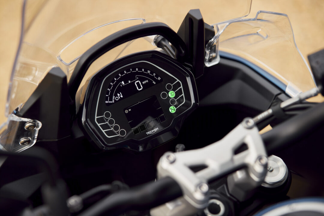 Triumph Tiger-Sport-800-Tour TFT dash
