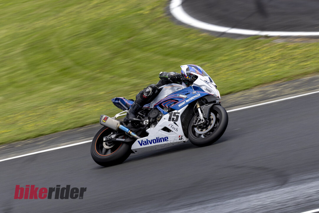 2025 Suzuki International Series NZ road racing Wanganui Cemetery Circuit Rogan Chandler BMW S1000RR M1 Motorsport