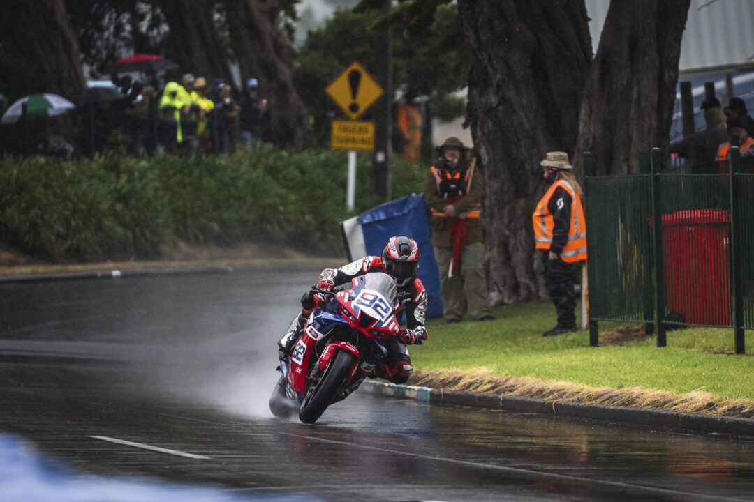 Mitch Rees, Whanganui Cemetery Circuit racing in the rain with wet tyres on a street circuit