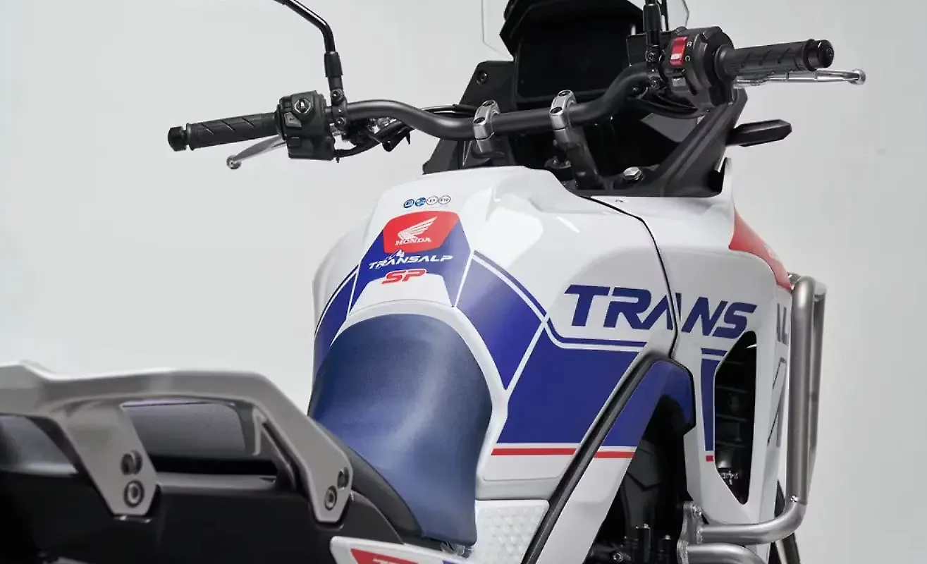Honda Transalp XL750 SP