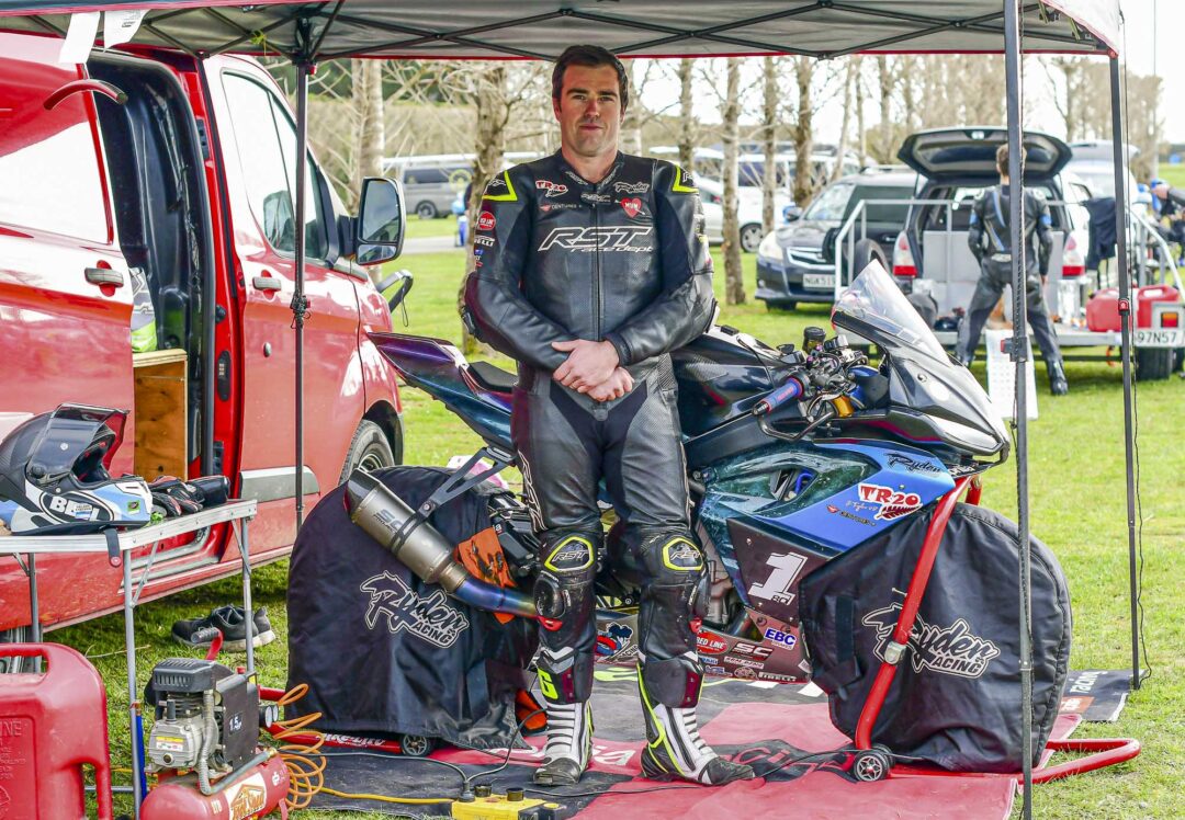 Luke Ryder on the Aprilia RS660 racing at NZSBK