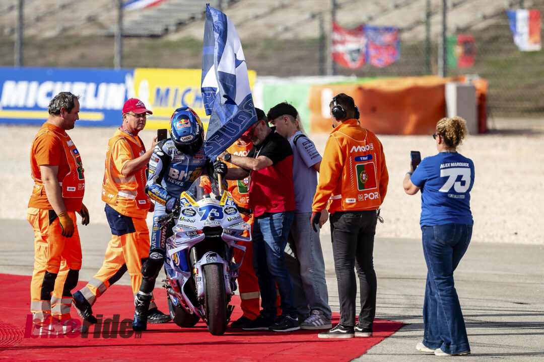 MotoGP Rd21 Autodromo International Algarve Sun Moto GP Race-Alex Marquez wins the race