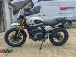 Triumph Scrambler 400XC