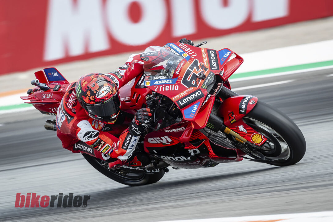 MotoGP Rd22 Circuit Ricardo Tormo Fri MotoGP Pecco Bagnaia action track