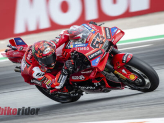 MotoGP Rd22 Circuit Ricardo Tormo Fri MotoGP Pecco Bagnaia action track
