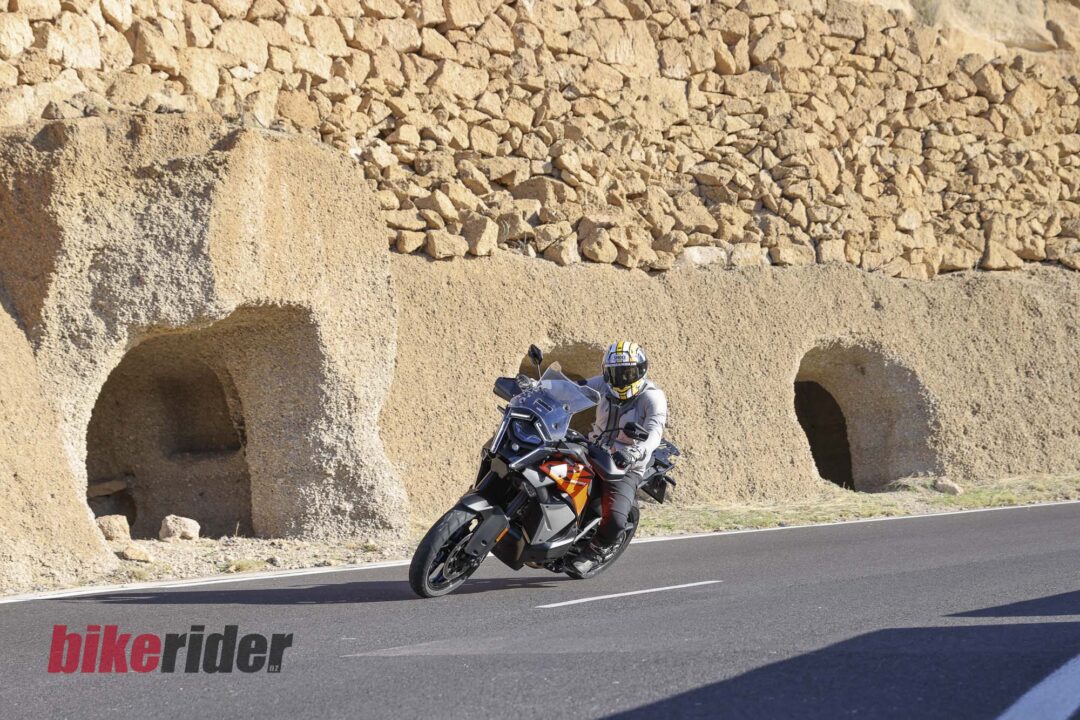 KTM 1390 Super Adventure EVO S review action on the road cornering