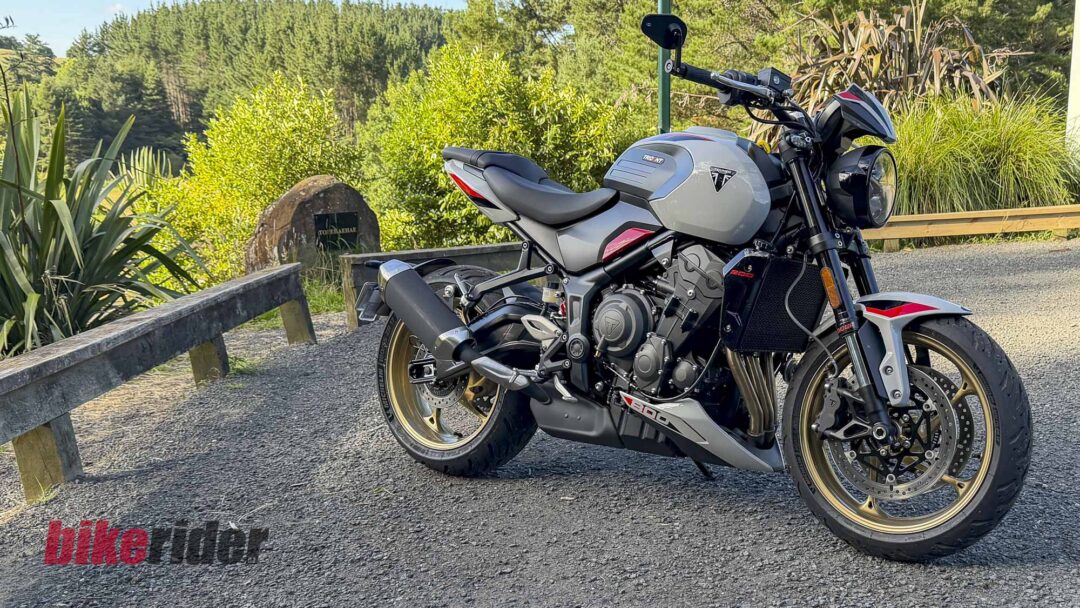 2026 Triumph Trident 800 static grey and red