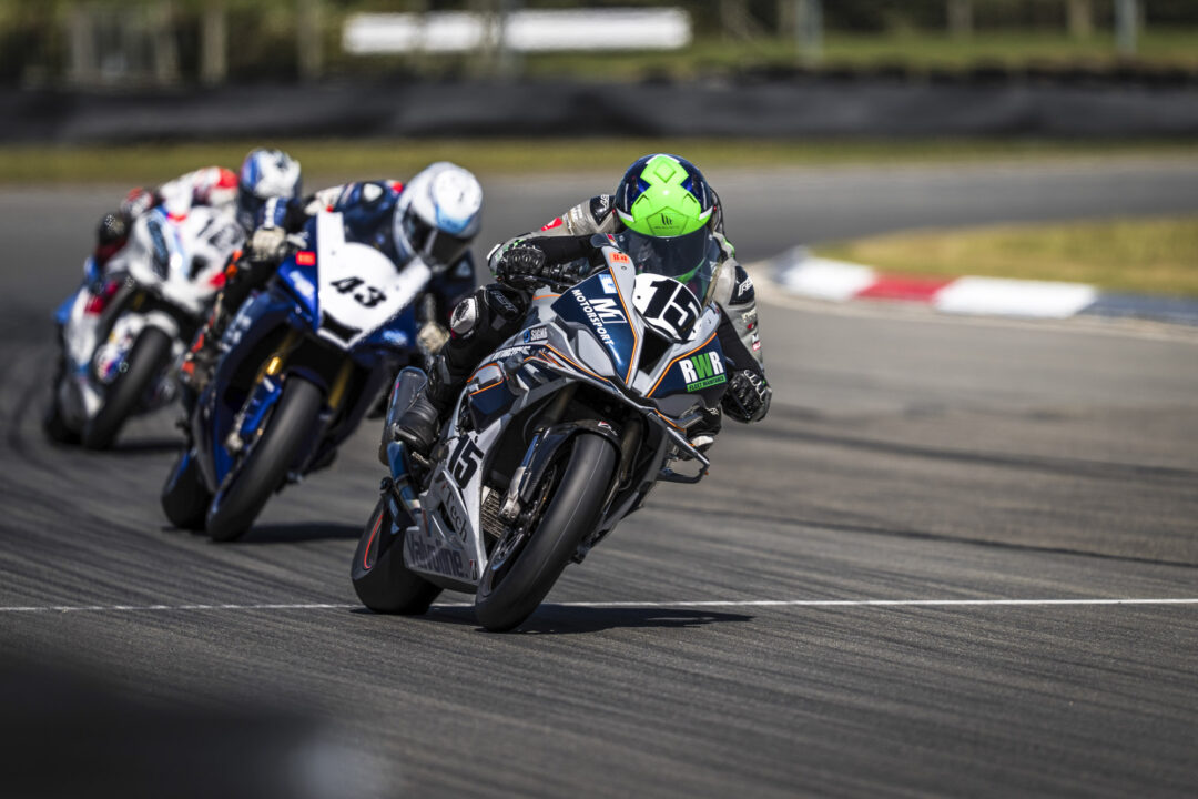 NZSBK Superbike lead group with Rogan Chandler leading