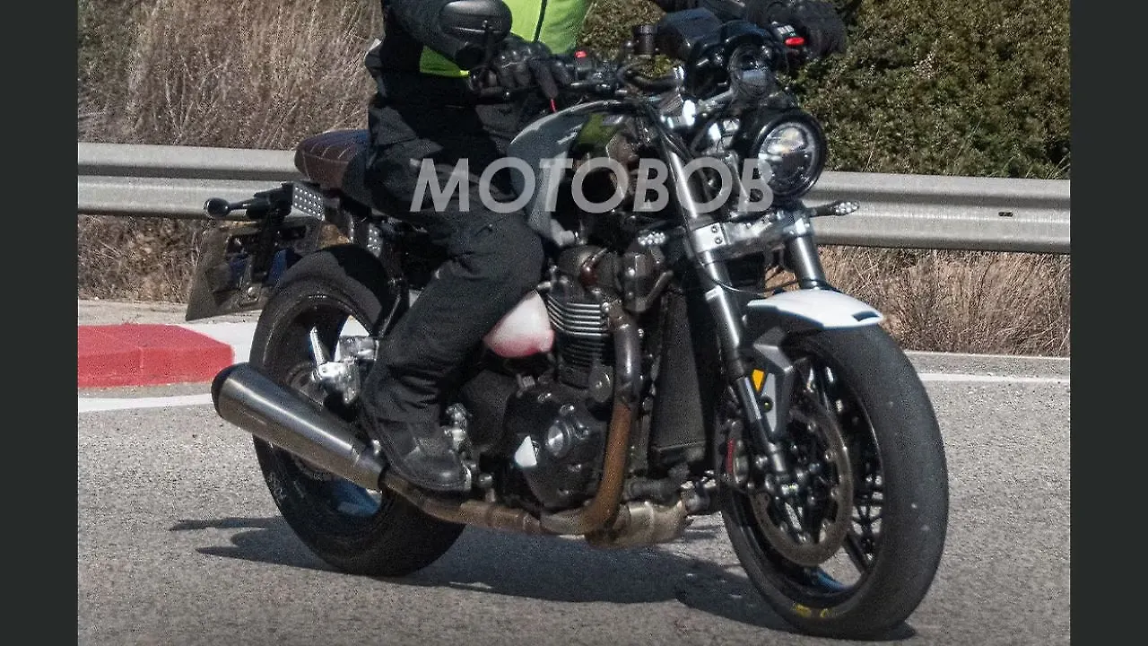 Triumph Speed Twin 1200