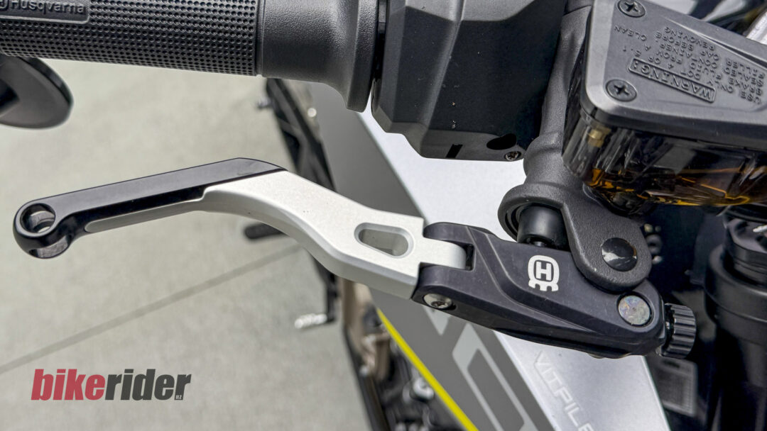 Husqvarna Vitpilen 801 NV Motorcycles brake lever