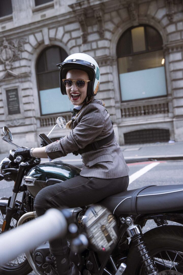 Distinguished Gentlemans Ride Prize Triumph Speed Twin 1200 Cafe Racer Grace Webb UK