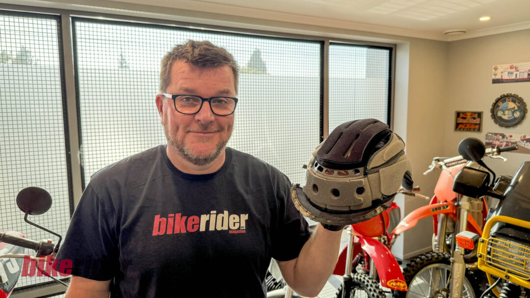 Shoei Personal Fitting System Shoei helmet interior padding adjustment