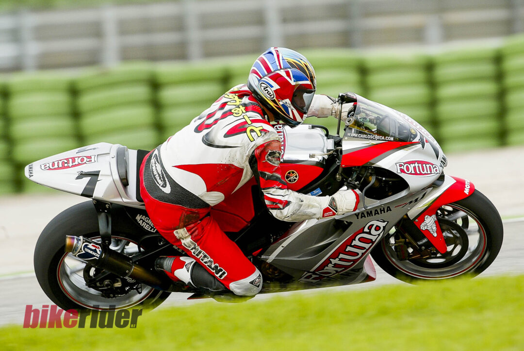 Yamaha M1 test Alan Catchart action