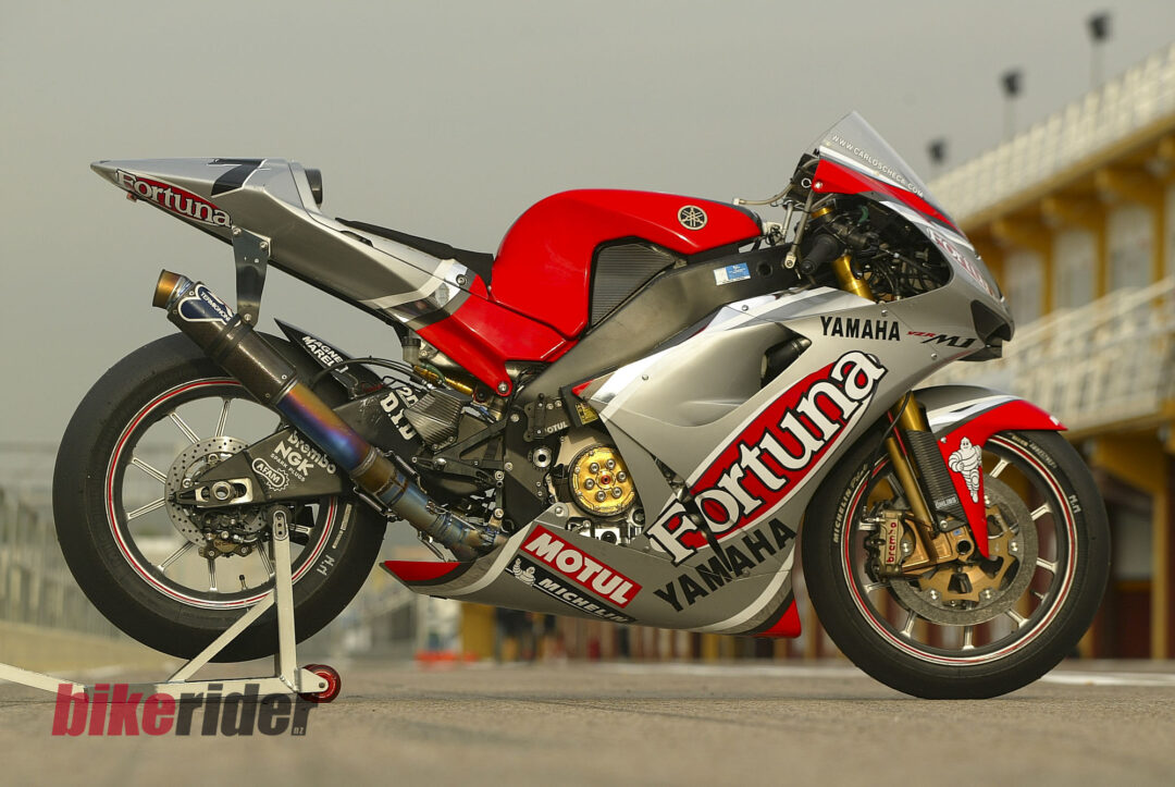 Yamaha M1 test Alan Catchart static