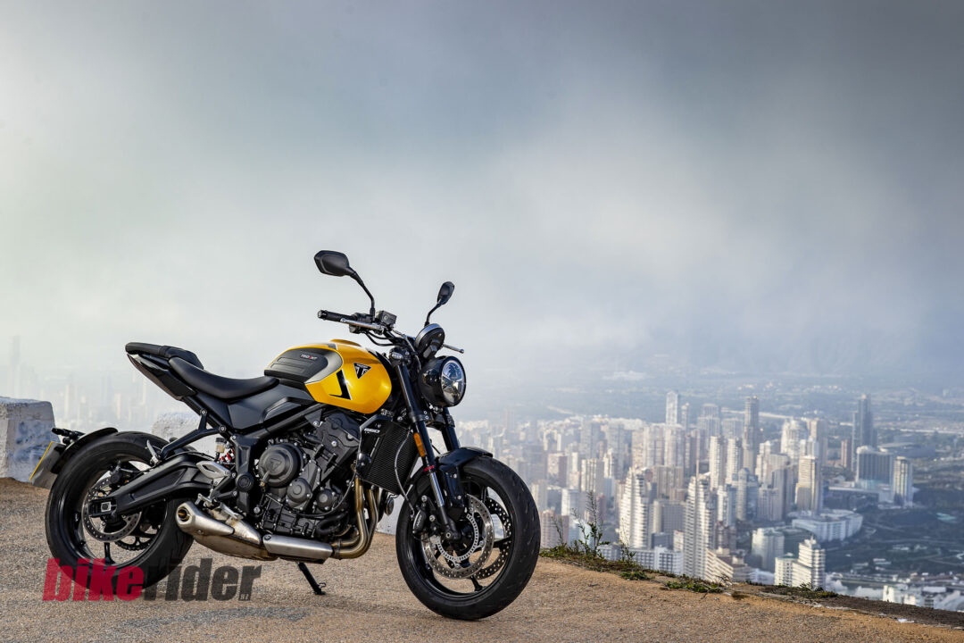 2026 Triumph Trident 660 review static yellow