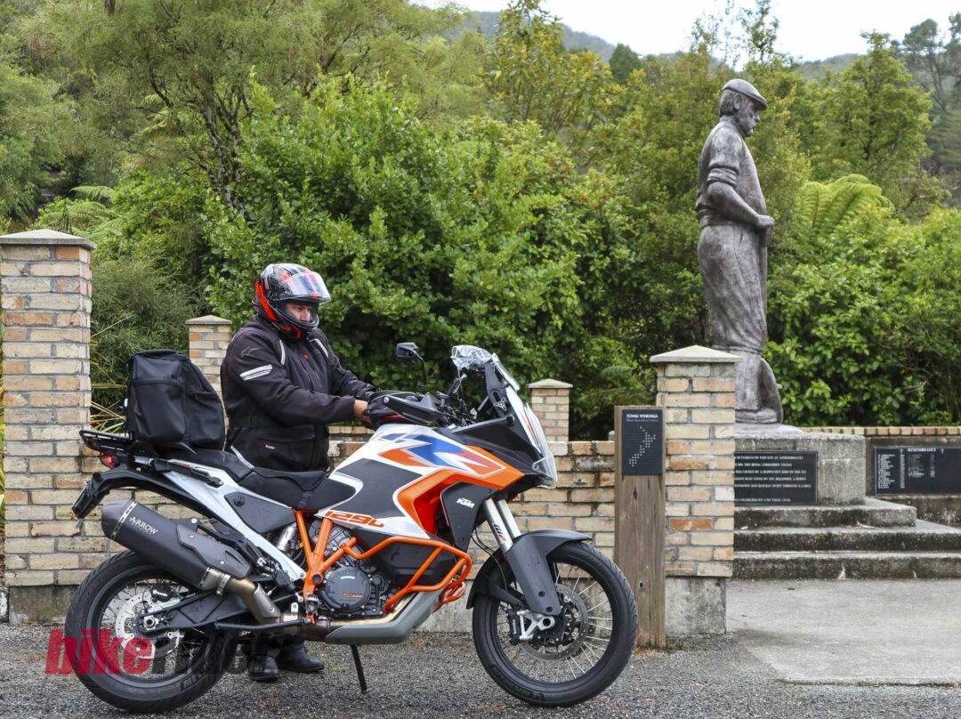 TT2000 riders New Zealand endurance rally KTM rider