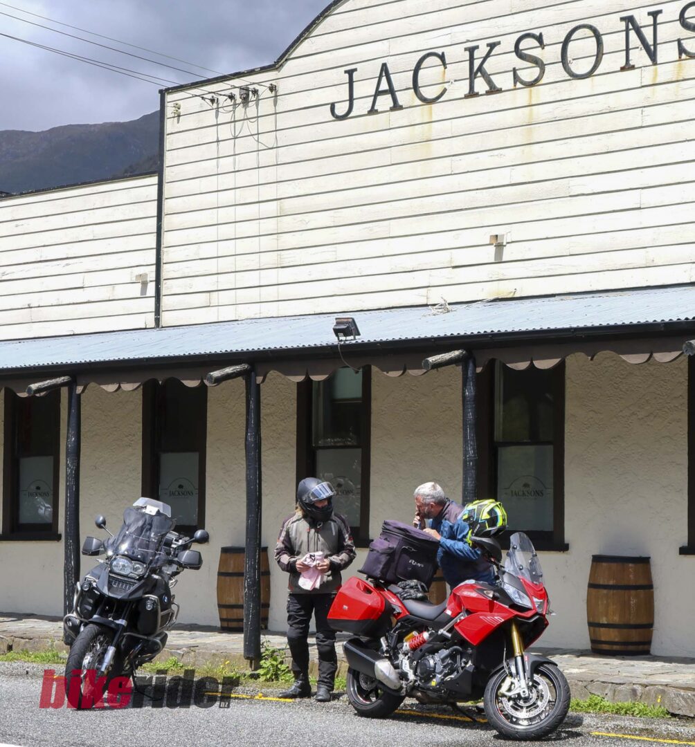 TT2000 riders New Zealand endurance rally