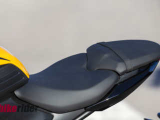 2026 Triumph Trident 660 review saddle