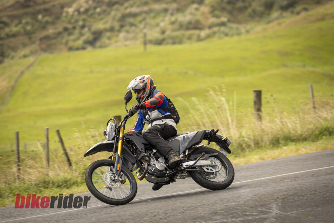 Suzuki DR-Z4S action road