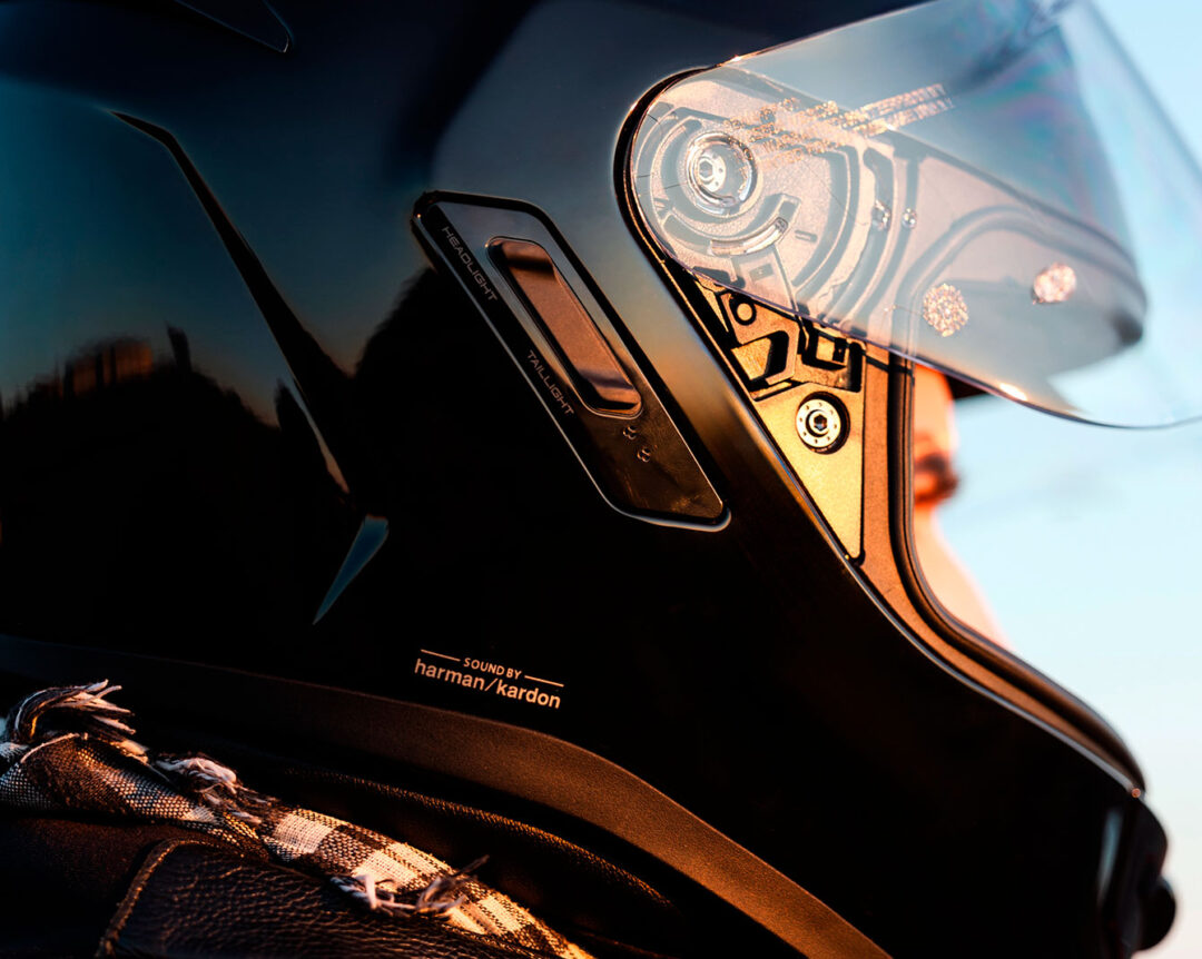 Sena Phantom ANC review noise cancelling helmet, quiet helmet review