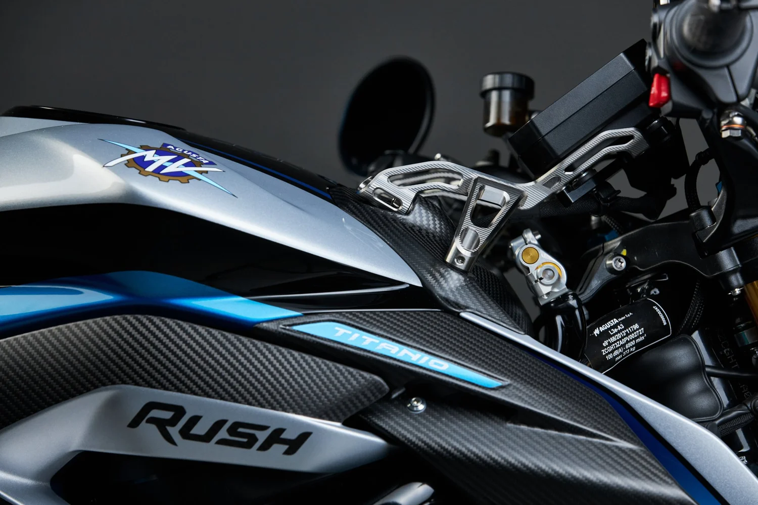 MV Agusta Rush Titanio