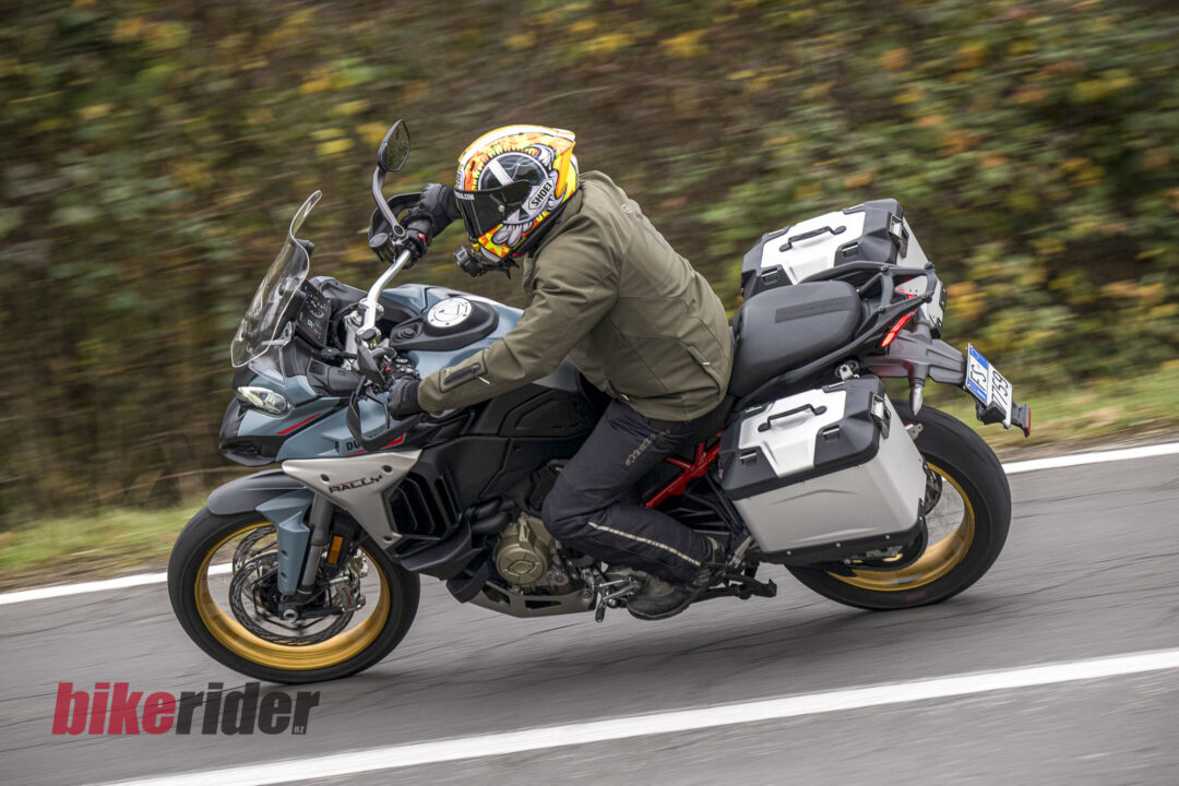 Ducati Multistrada V4 Rally action road