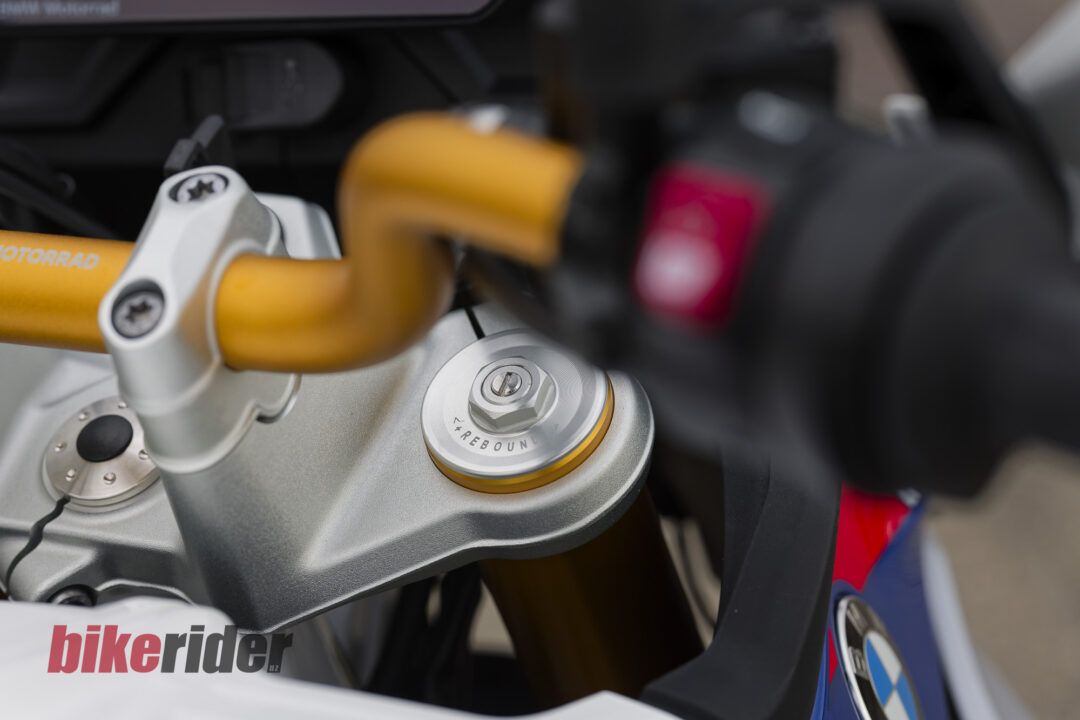 BMW F450GS review adjustable suspension