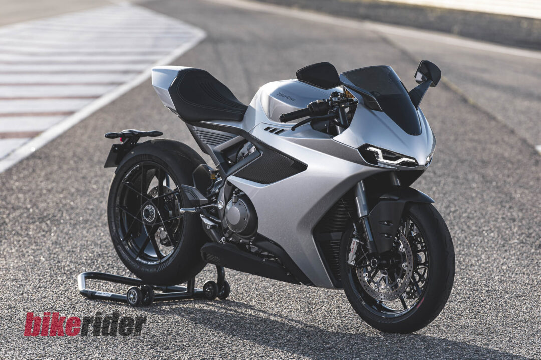 Norton Manx R review Alan Catchart