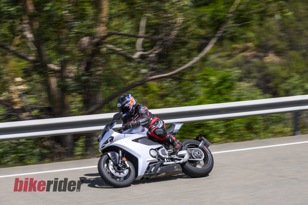 Norton Manx R review Alan Catchart