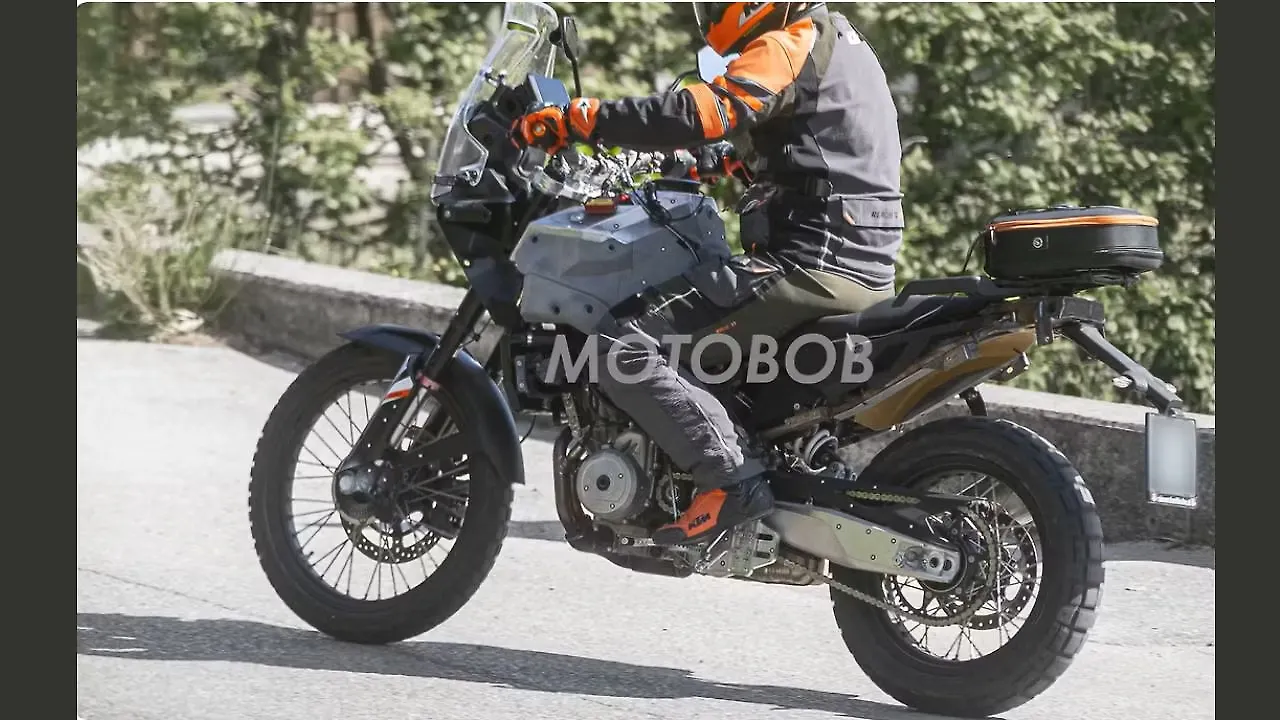 KTM ADV